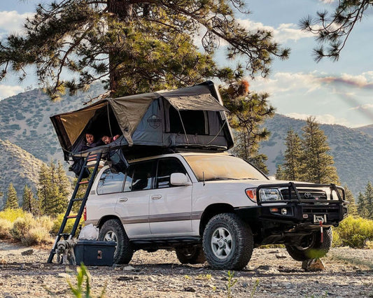 HD Bushveld 4 - Cantilever Hard Shell Roof Top Tent, 4 Person, Grey Body & Green Rainfly