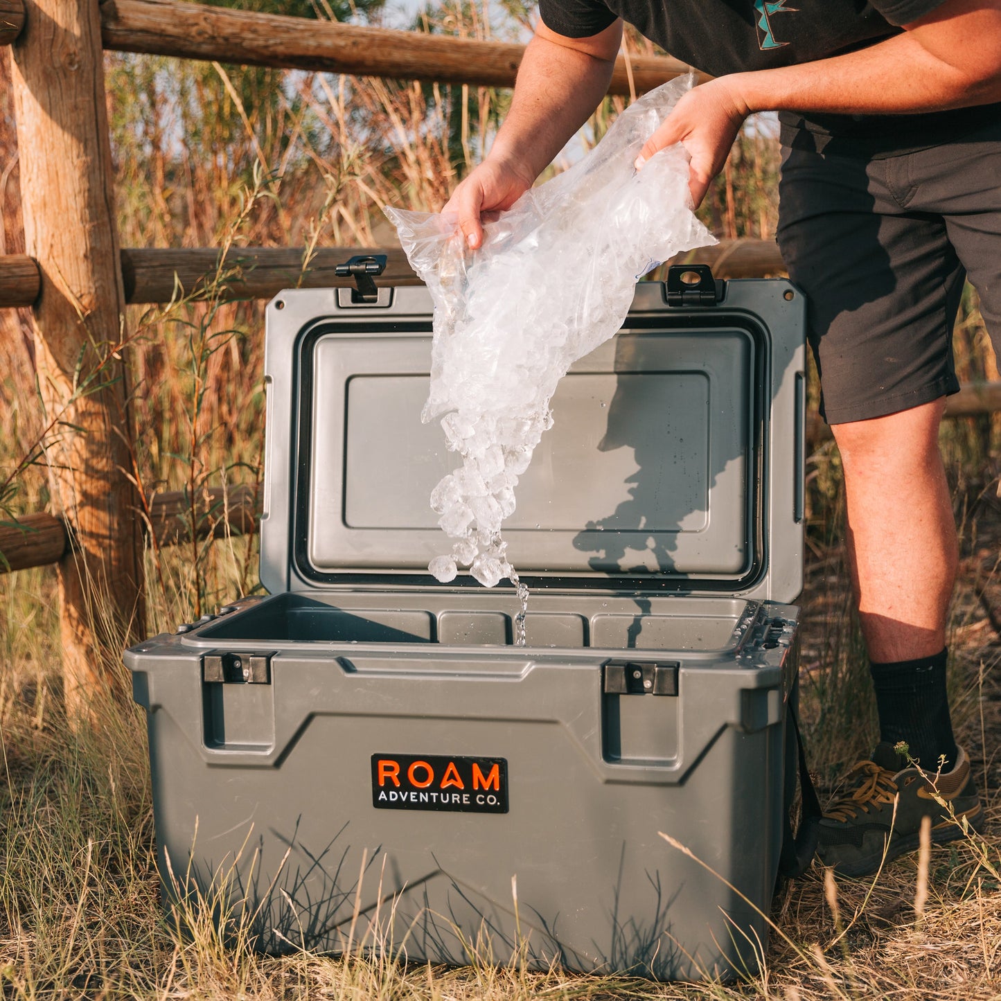 ROAM 45QT Rugged Cooler