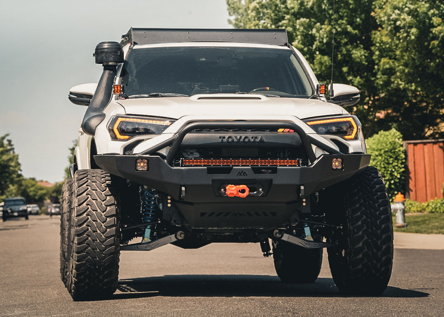 Toyota 4Runner 5th Gen (2014-2023) Hi-Lite Overland Front Bumper [PreRunner Bull Bar]