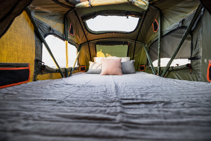 The Vagabond Rooftop Tent